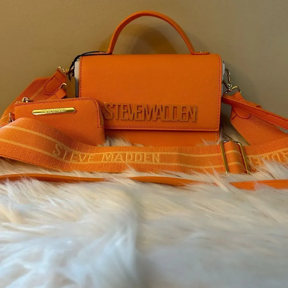 NWT Steve Madden (BHAMA) Crossbody w/ matching coin wallet - Orange - Picture 3 of 9